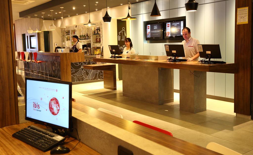 Отель Ibis Buenos Aires Obelisco Экстерьер фото
